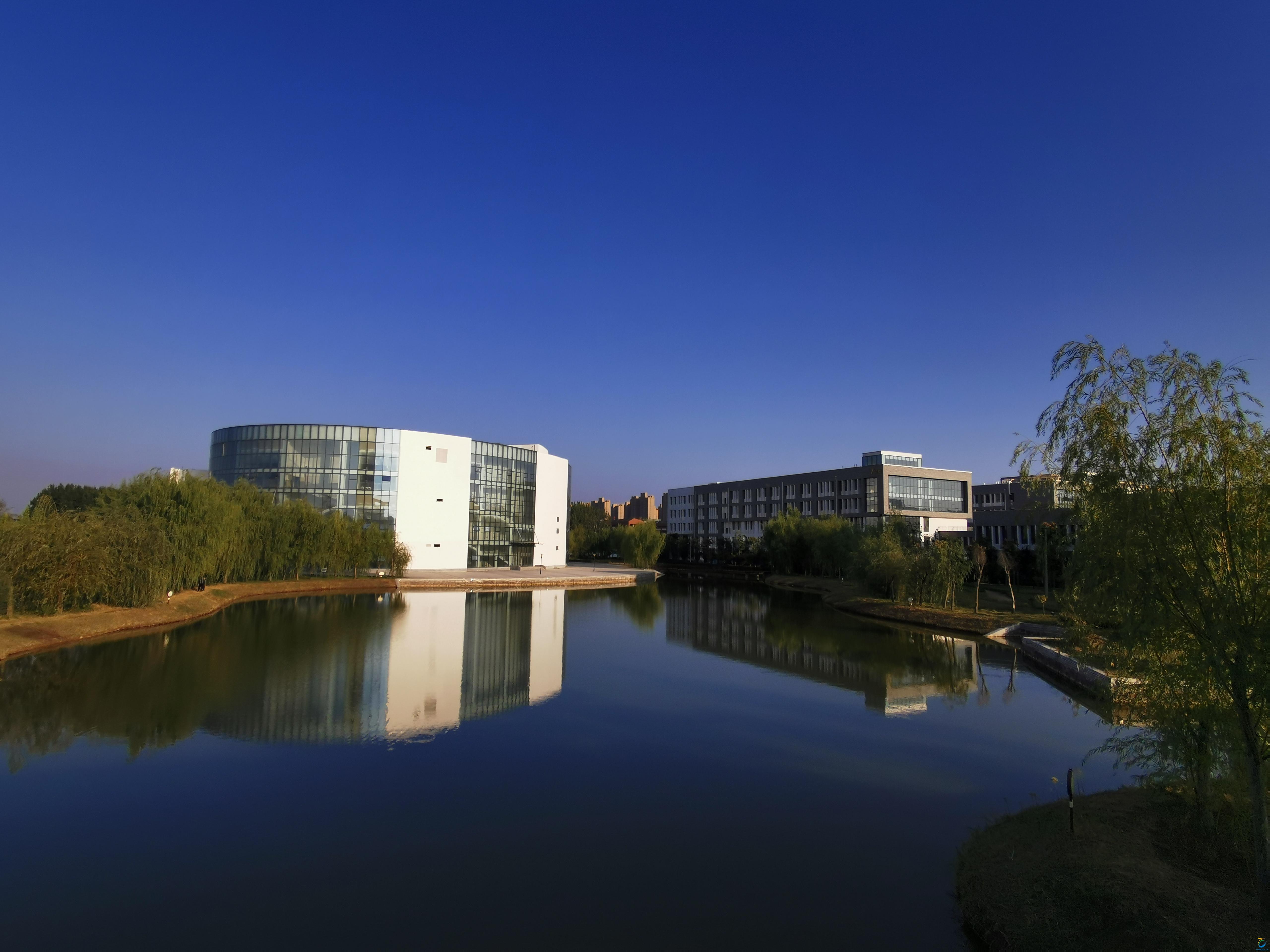 水天一色(信息工程学院 付佳)-郑州旅游职业学院
