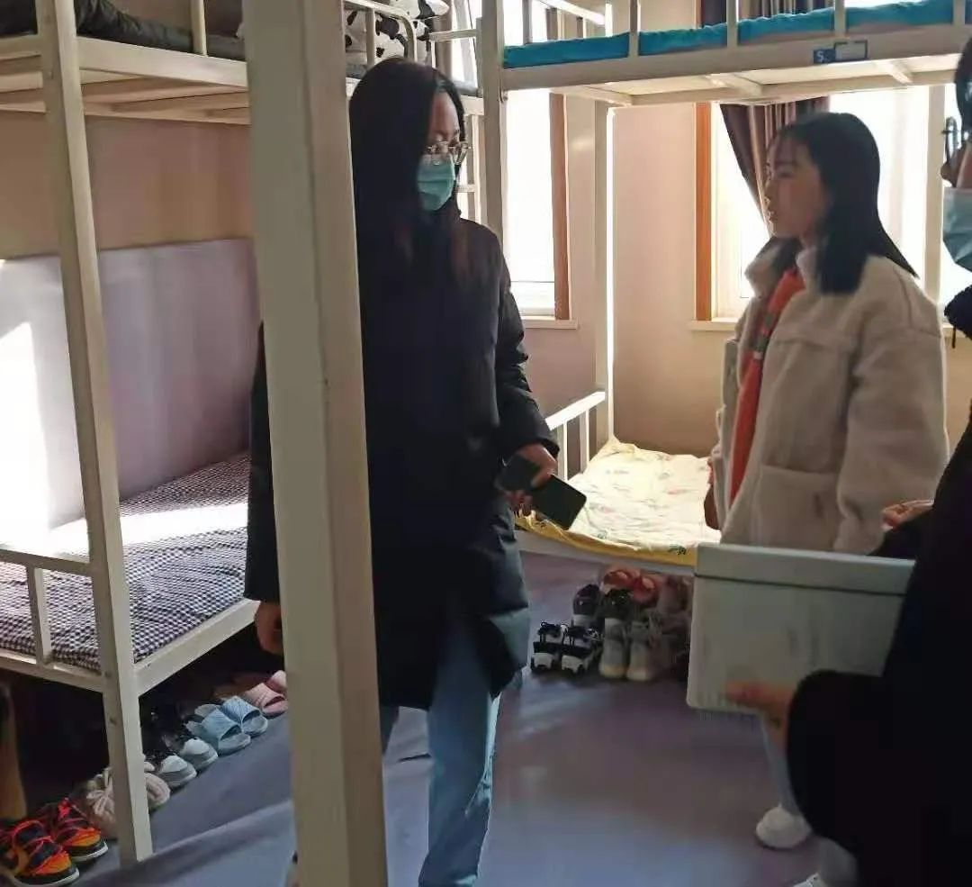 "三全"育人——冬季学生宿舍安全隐患大排查-郑州旅游